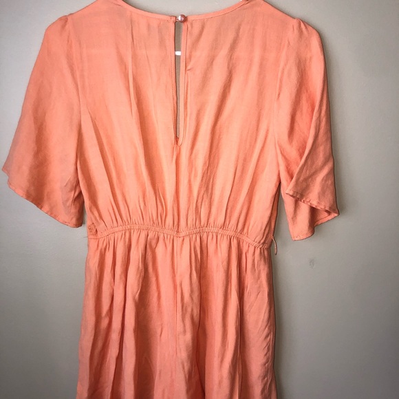 Coral Scalloped Romper - Picture 2 of 5